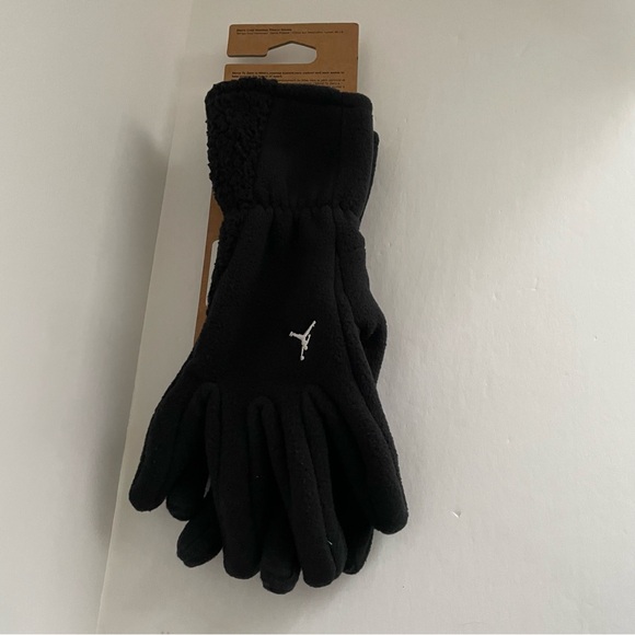 Nike Jordan Polartec Fleece Winter Gloves Men's Large Black/White New With Tags - Picture 6 of 6